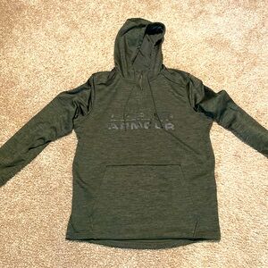 Size medium men’s under Armour